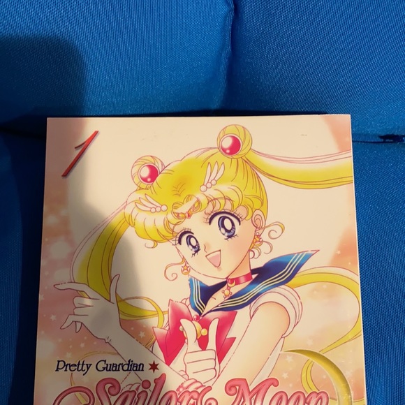 Anime Comics Volume1 PrettyGuardianSailorMoon ByNaokoTakeuchi ExcellentCondition - Picture 5 of 8